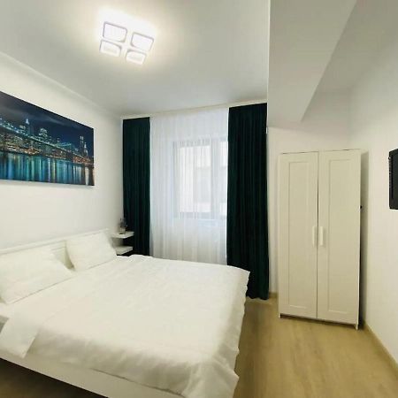 Alezzi Yacht Apartments With Sea View Near The Beach Năvodari Exterior foto