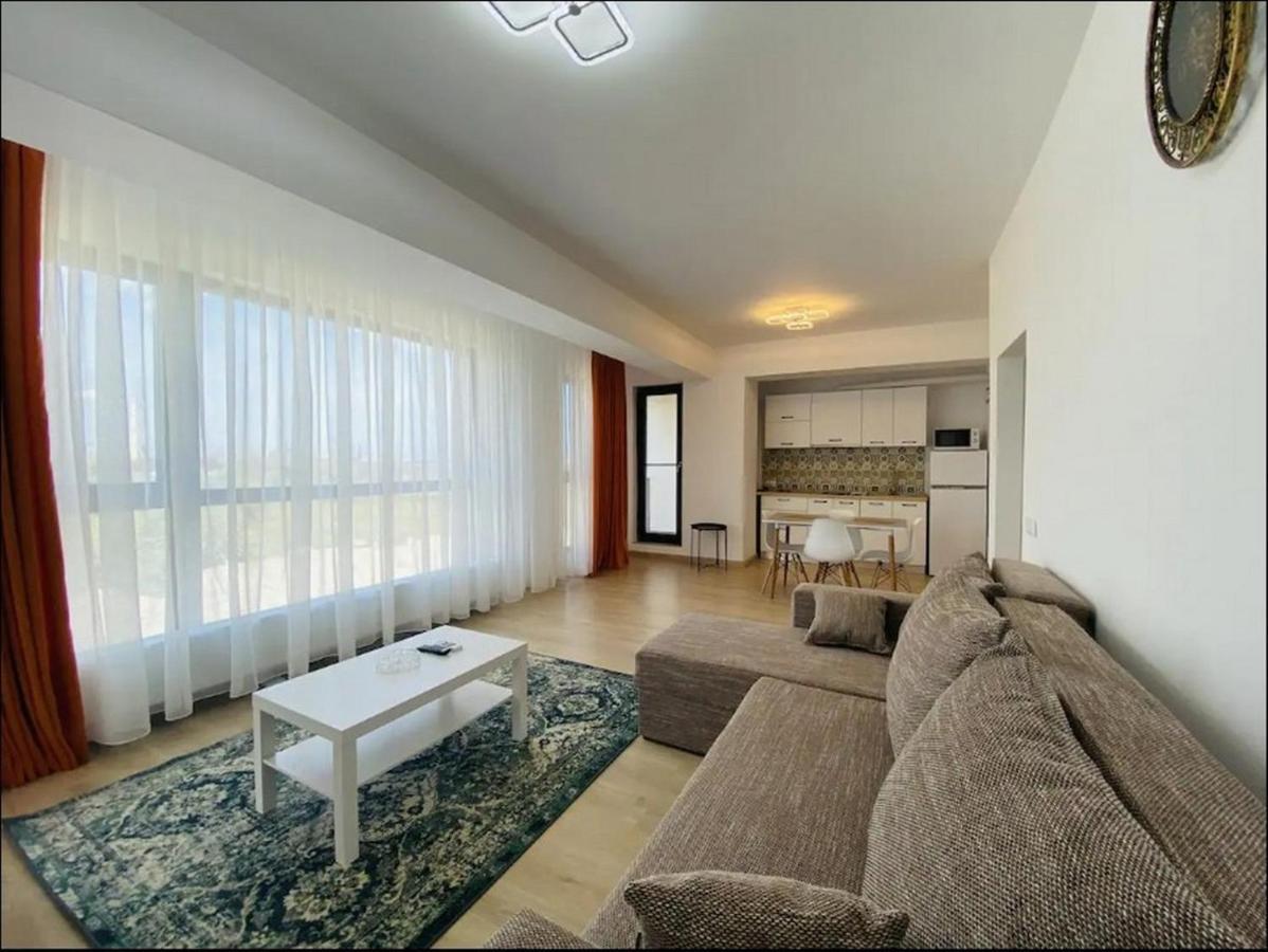 Alezzi Yacht Apartments With Sea View Near The Beach Năvodari Exterior foto